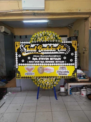 Papan Bunga di Tugu Utara